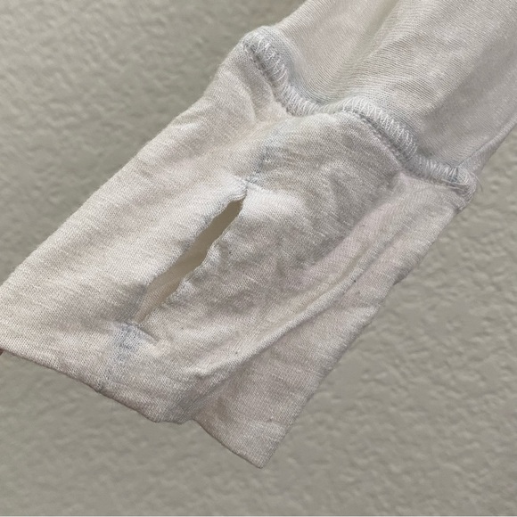 FREE PEOPLE We The Free Never Give Up Oversized Top V Neck Tee in Ivory White XS - Picture 7 of 13